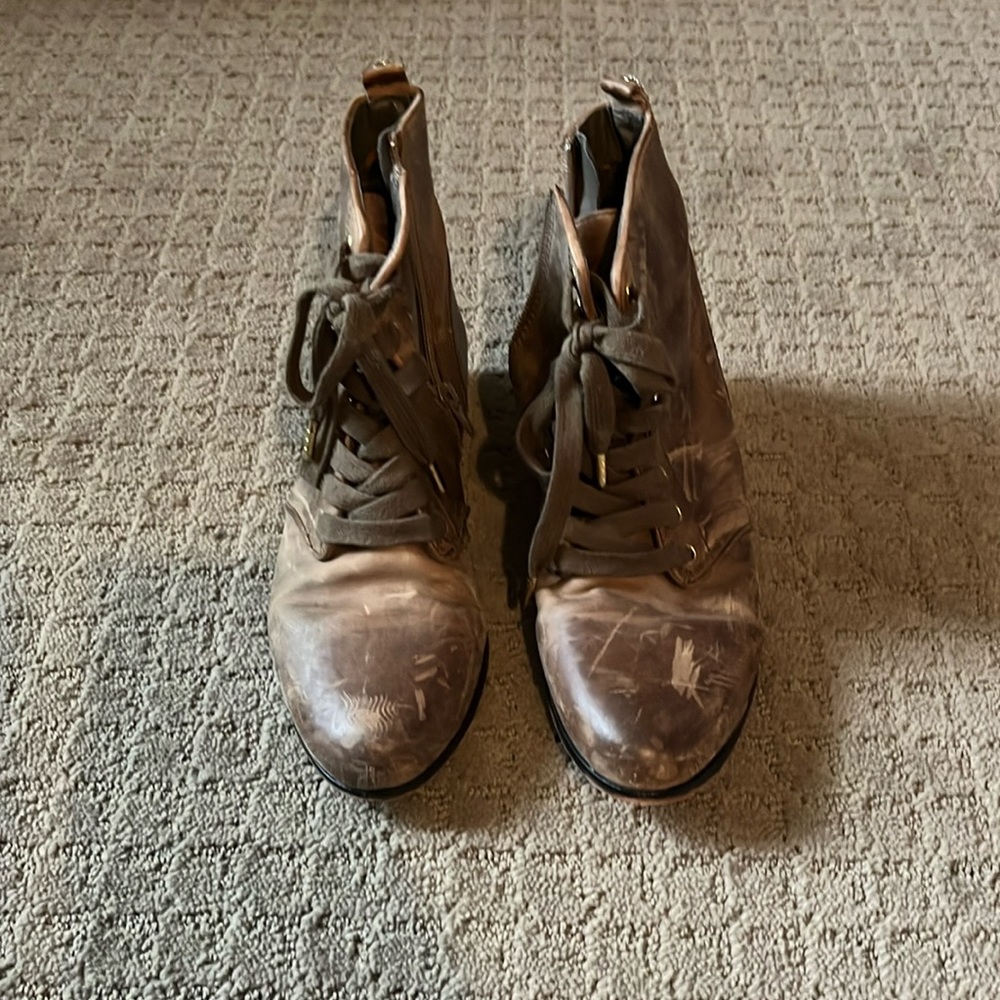 Betsy Johnson Ollie Leather Boots women size 6